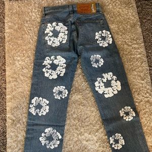 denim tears x levi's cotton wreath jeans